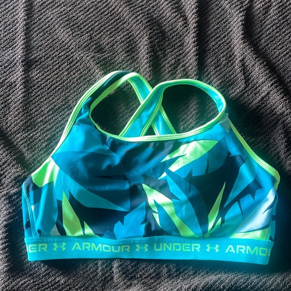Sports bra under Armour